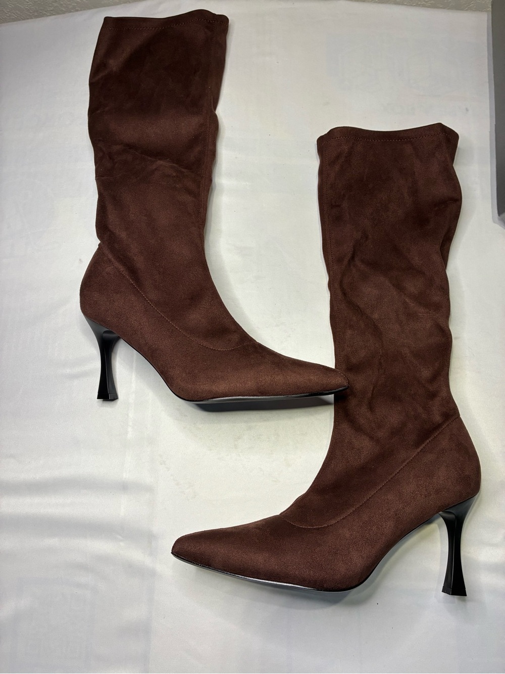 Women's Brown Faux Suede Knee Kitten Heel Boots Boho Sleeze Pointed Toe 9 New